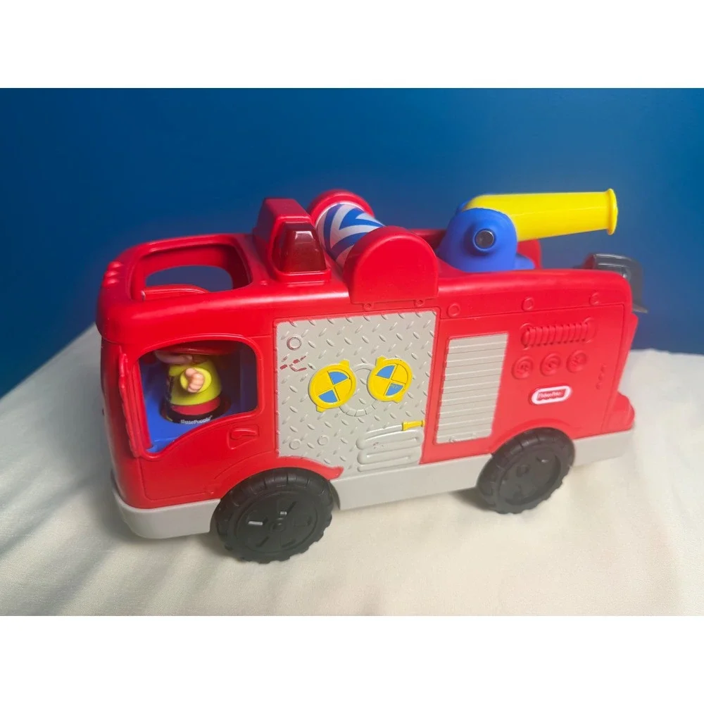 Fisher-Price Little People Lift n Lower Fire Truck Red Toy Vehicle with Figures